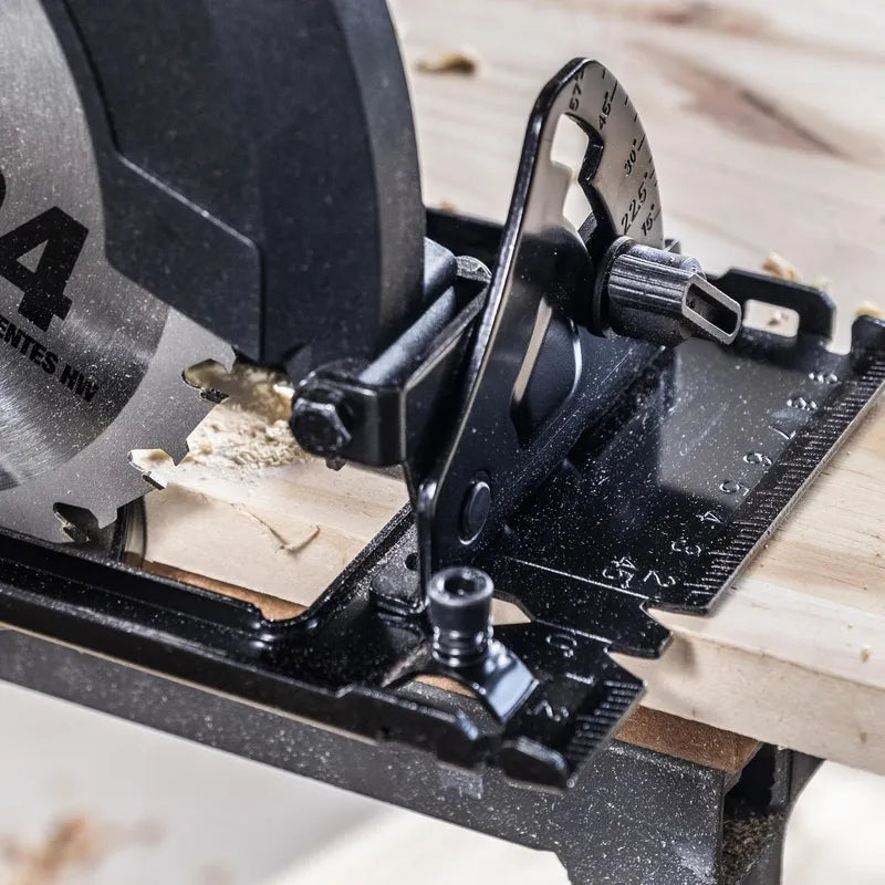 BAUKER
Sierra Circular Inalámbrica 20 V Brushless sin Batería