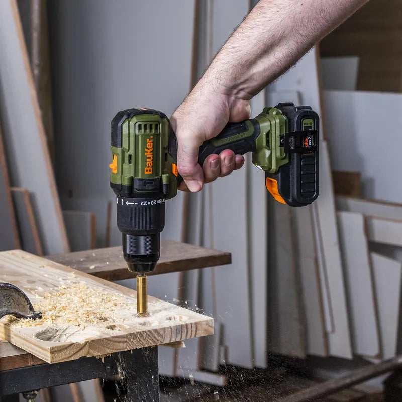 BAUKER
Taladro Percutor 13mm 20 V + 2 Baterías 2 AH + Cargador