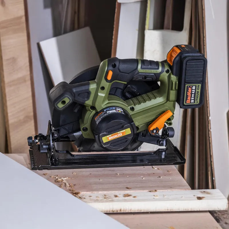 BAUKER
Sierra Circular Inalalámbrico 20V Sin Batería + Caja