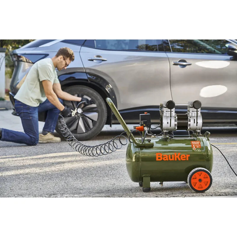 BAUKER
Compresor de Aire Portátil Insonoro/sin Aceite 1.6 HP 50 Litros 3305059