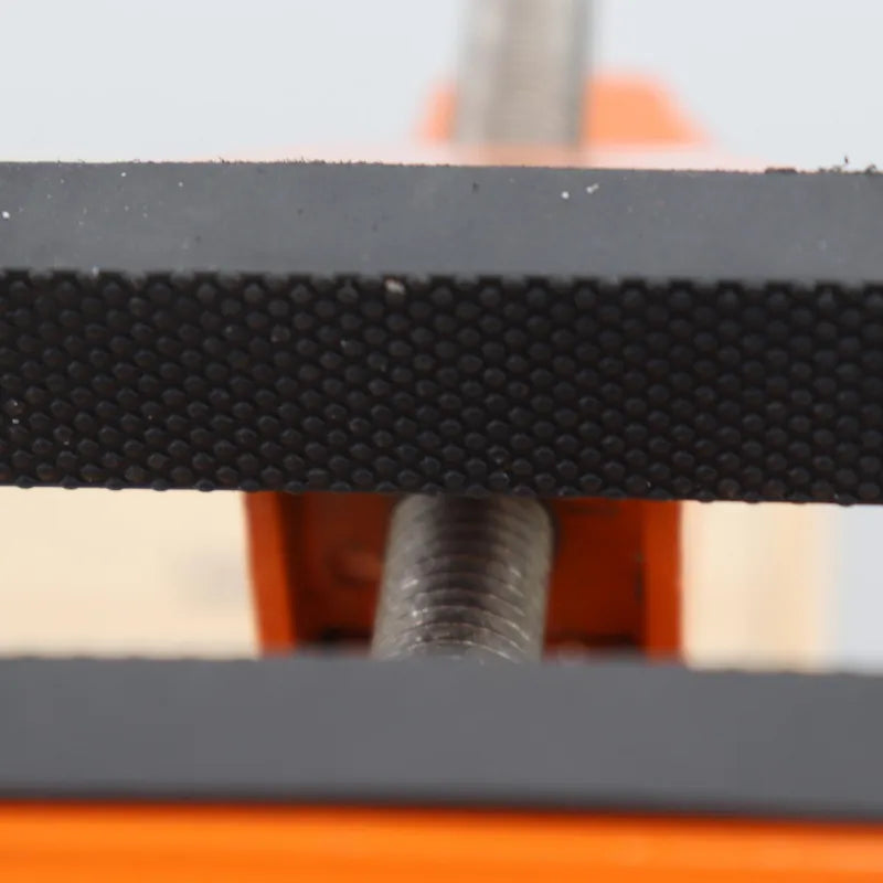 BAUKER
Tornillo mecánico metal