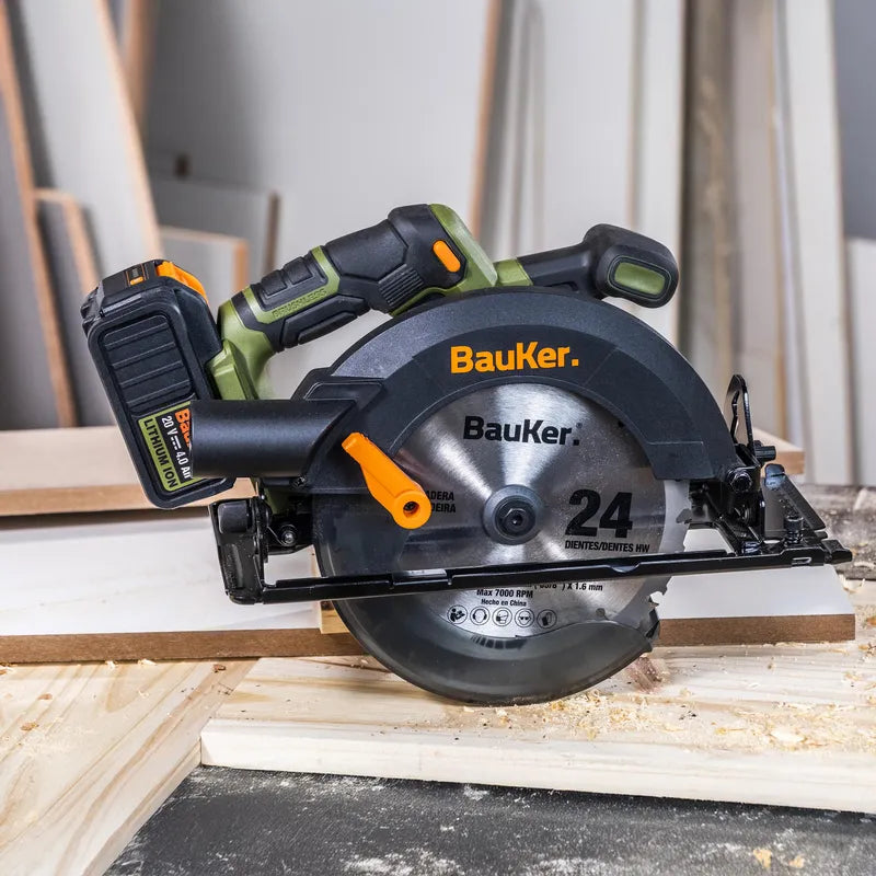 BAUKER
Sierra Circular Inalalámbrico 20V Sin Batería + Caja