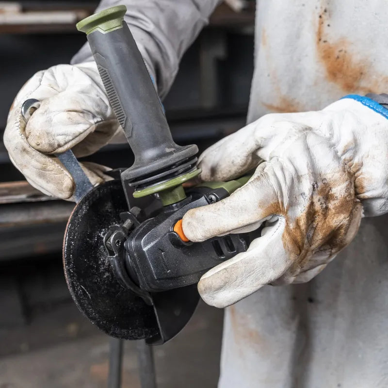 BAUKER
Esmeril 4 1/2"- 5" Inalámbrico 20 V Brushless + 1 Batería 4 AH + 1 Cargador