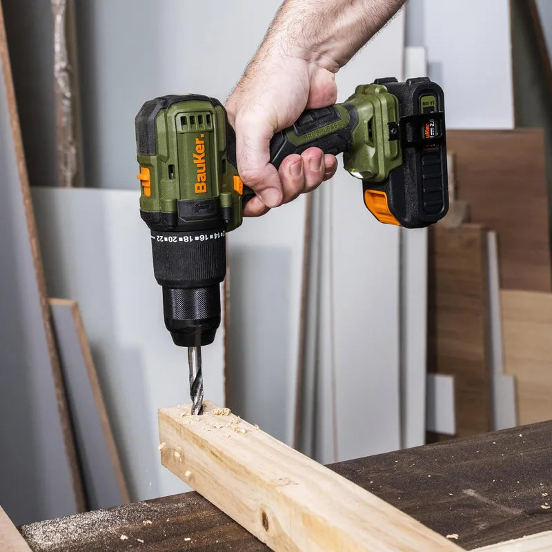 BAUKER
Taladro Percutor 13mm 20 V + 2 Baterías 2 AH + Cargador
