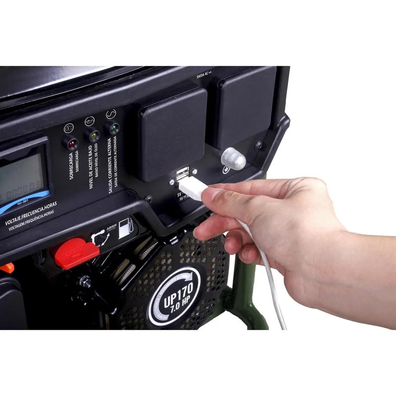 BAUKER
Generador Eléctrico a Partida Manual 3000 W 12