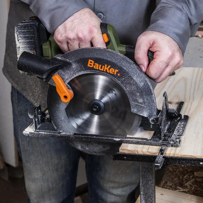 BAUKER
Sierra Circular Inalámbrica 20 V Brushless sin Batería