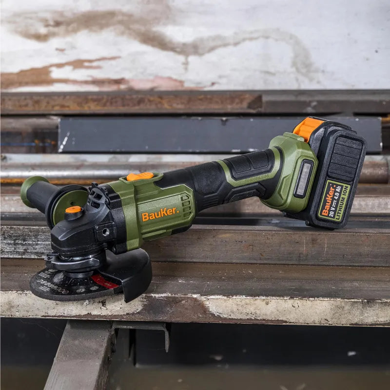 BAUKER
Esmeril 4 1/2"- 5" Inalámbrico 20 V Brushless + 1 Batería 4 AH + 1 Cargador