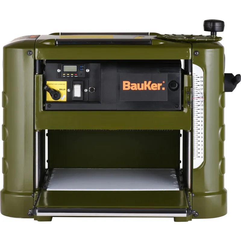 BAUKER
Cepillo de Banco eléctrico 1800W
