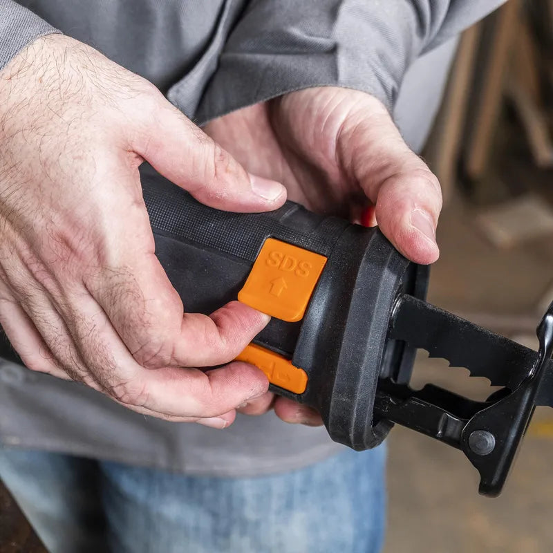 BAUKER
Sierra Sable Inalámbrica 20 V Brushless sin Batería