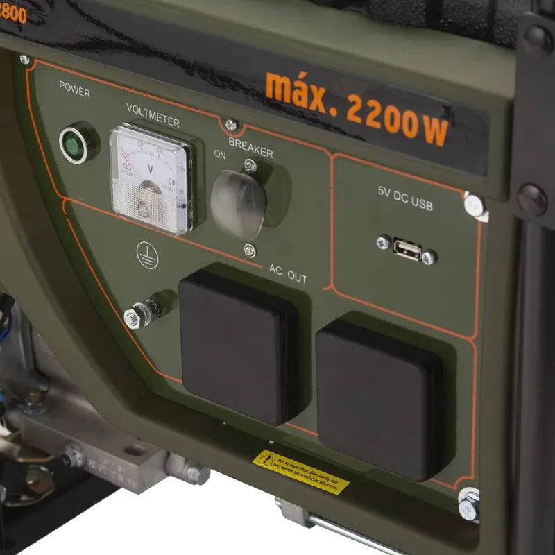 BAUKER
Generador Eléctrico a Gasolina Partida Manual 2200 W 15 l